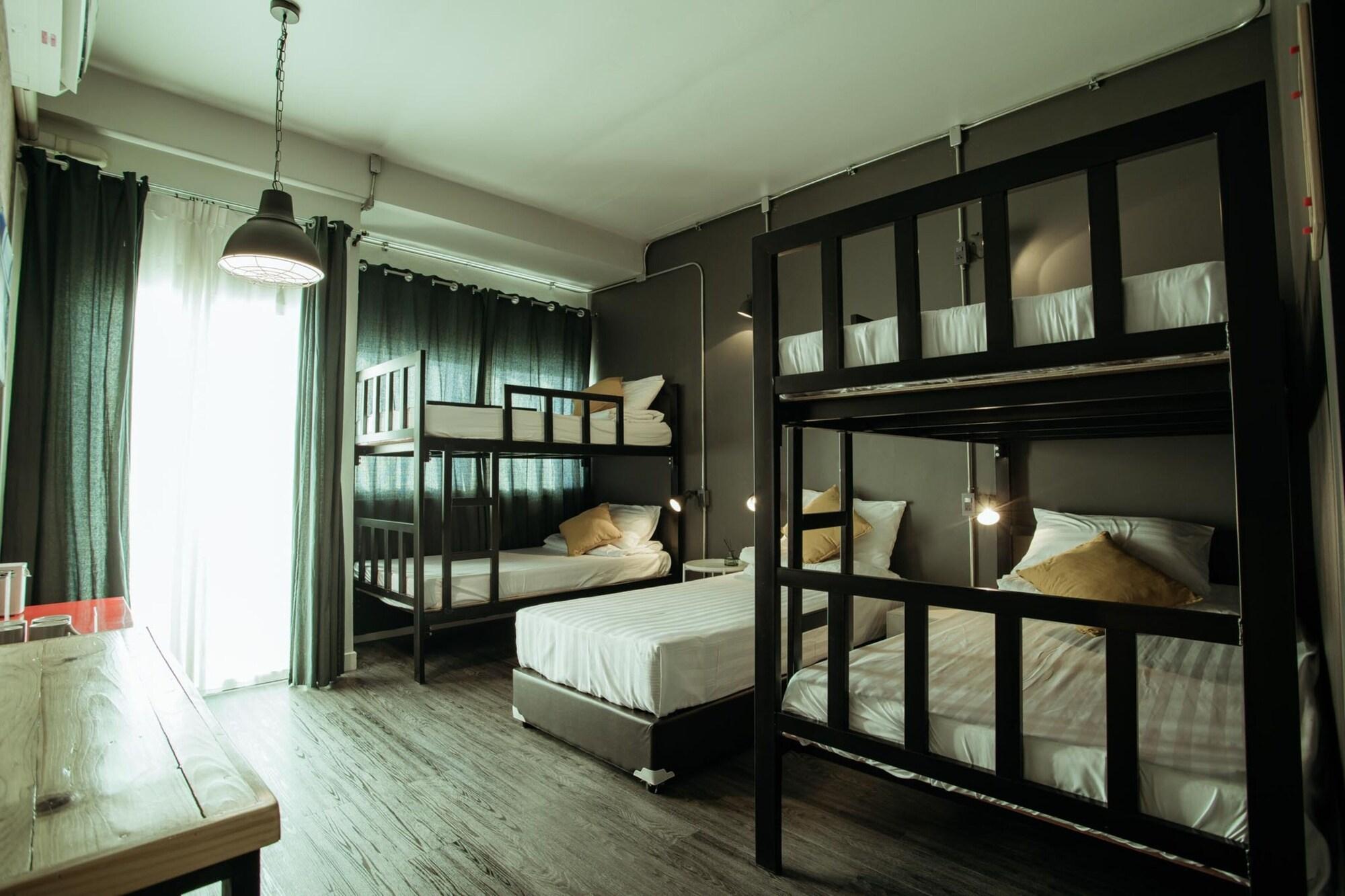 Poshtel Chiangmai Chiang Mai Exterior foto